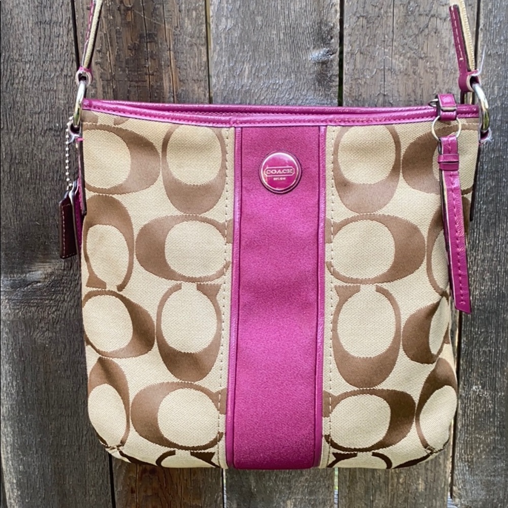 Coach Signature Stripe Duffel Crossbody F21905